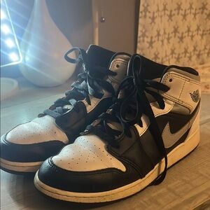 Nike Air Jordan 1 Black and White